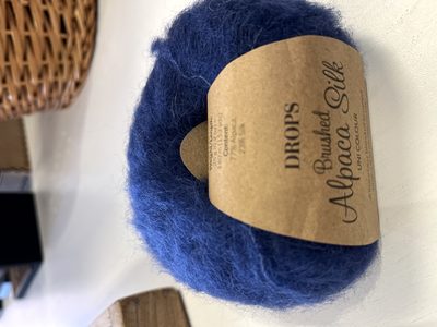 salg af Brushed Alpakka silk fv 39 Marine blå