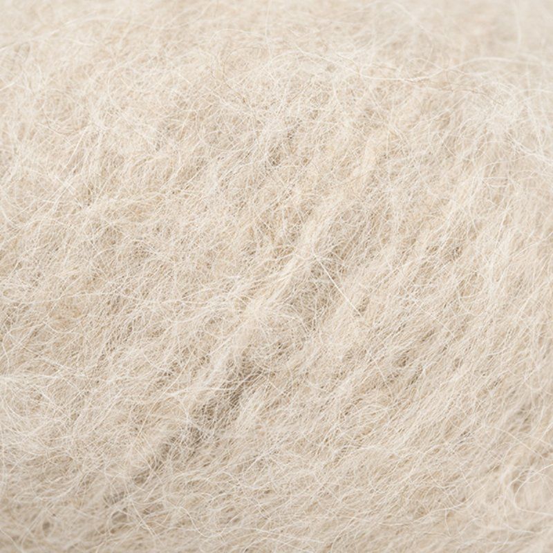 salg af Drops Melody Sand farvet