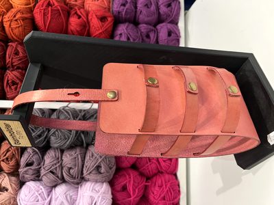 salg af Hånd-strikke taske i Lyserød